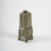 A Chinese Yuan-Ming period Longquan celadon-glazed square vase - 2