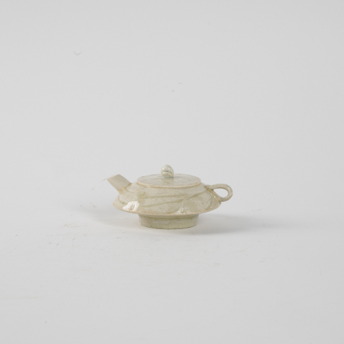 A Chinese Song dynasty 'Hutian' small tea pot