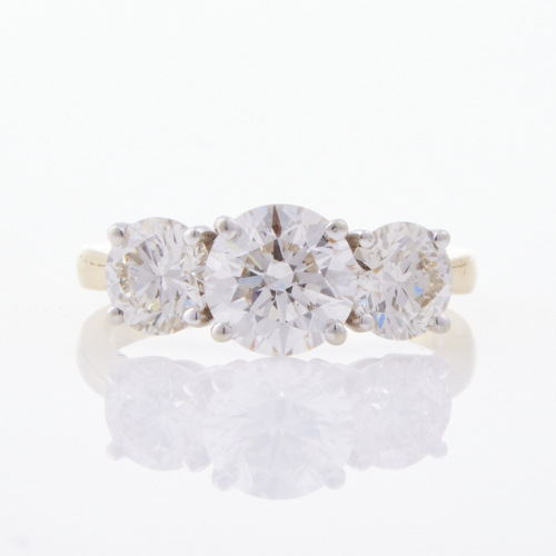 18ct Yellow Gold, 2.90ct Three Stone Brilliant Cut Diamond Ring