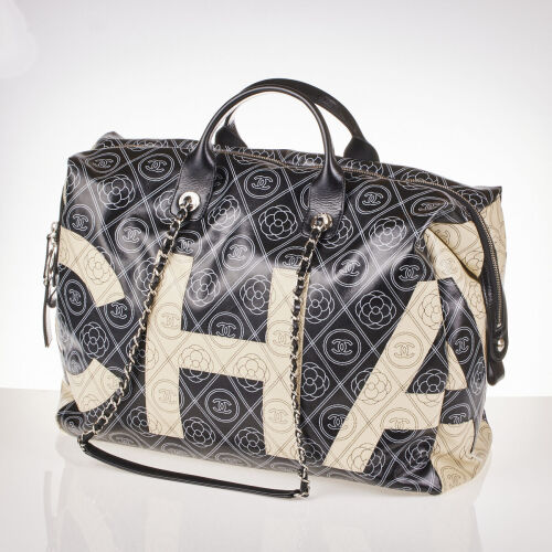 Chanel&nbsp;Large Camellia Maxi Shopping Tote&nbsp;Bag