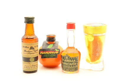 (1) Mandarin Liquor Miniatures, 4x Bottles Sold as One Lot