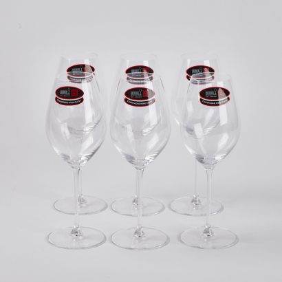 (1) Riedel Veritas Champagne Glasses, 6 Pack, Sold as one Lot