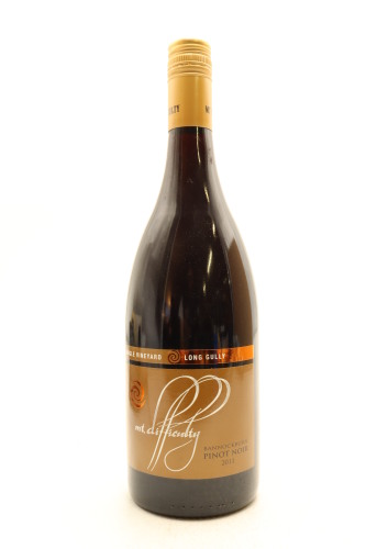 (1) 2011 Mt. Difficulty Long Gully Pinot Noir, Bannockburn