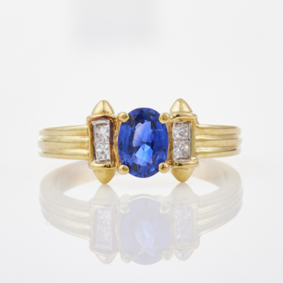 18ct Yellow Gold Sapphire and Diamond Ring