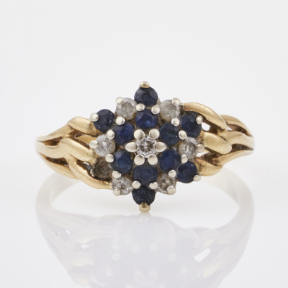 14ct Yellow Gold vintage Sapphire and Diamond Ring