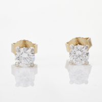 18ct White Gold, .70ct Diamond Stud Earrings