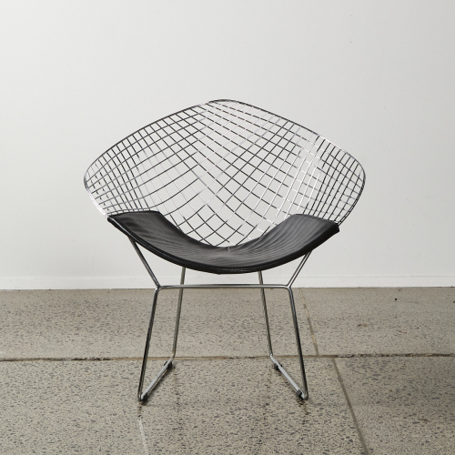 A Bertoia Diamond Style Chair