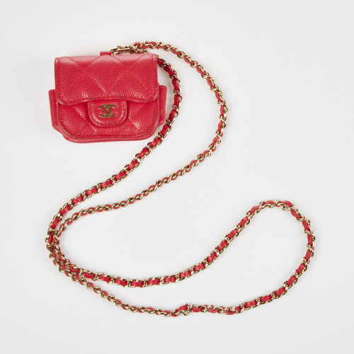 Chanel&nbsp;CC Airpods Pro Case on Chain