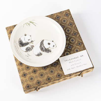 A Chinese government official gift 'panda' plate