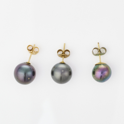 9ct Yellow Gold, Pair of South Sea Black Pearl Earrings with One Single Earring.