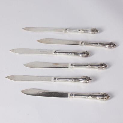 A Set Of Six Chesterfield Plate Butter Knives