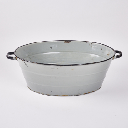 An Enamel Baby Bath