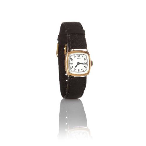 A Ladies' Swiss Vetta Cushion-Shaped Wristwatch