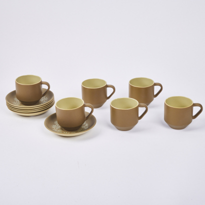 A Set Of Six Crown Lynn Palm Springs Cups And Saucers By Dorothy Thorpe