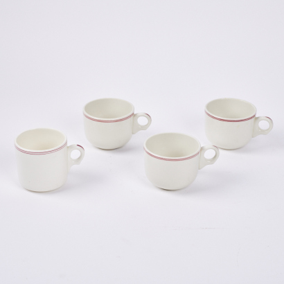 A Pair Of Crown Lynn Hotelware Cups