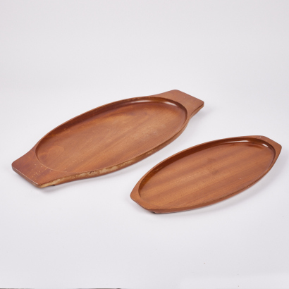 A Pair Of New Zealand Wooden Serving Platters