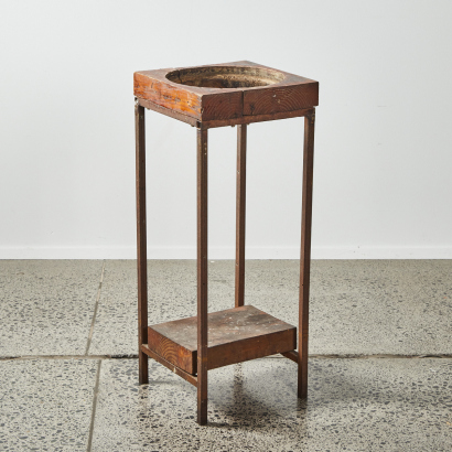 A Rustic Bucket/Planter Stand