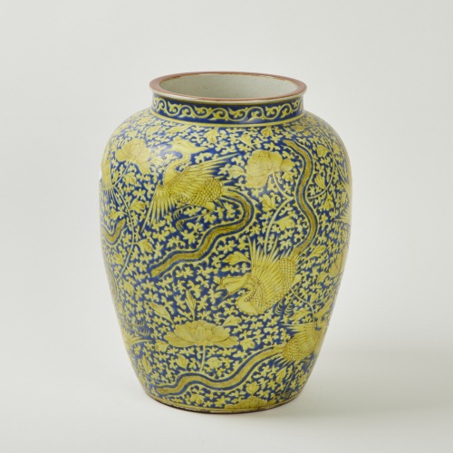 A Chinese Ceramic Urn