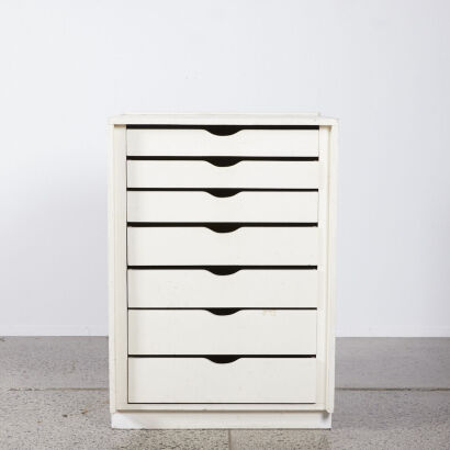 A Vintage Chest Of Drawers