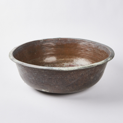 A Shallow Alloy Garden Planter
