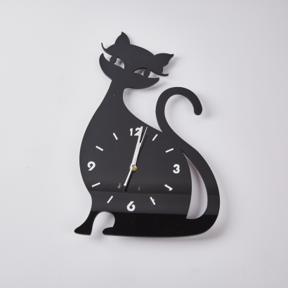 A Cat Shaped Clock