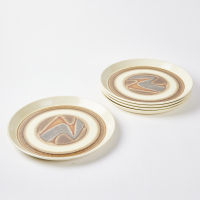 A Set Of Five Crown Lynn Earthstone Plates