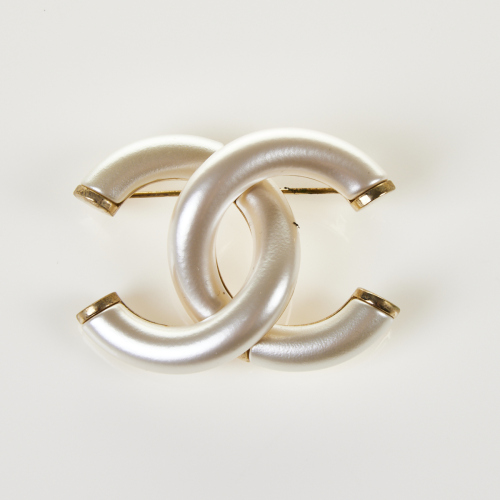 Chanel Double C Brooch with Box - Near new