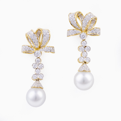 18ct Yellow Gold, Modern, Pearl / 2.88ct Diamond Drop Earrings