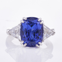 18ct White Gold, 7.10ct Tanzanite / 1.16ct Diamond Ring
