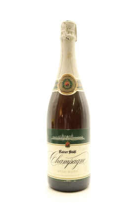 (1) N.V. Kaiser Stuhl 'Champagne' Special Reserve, Barossa Valley