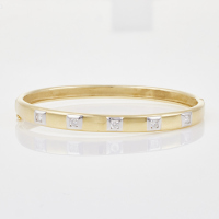 14ct Yellow Gold, .61ct Diamond Hinged Bangle