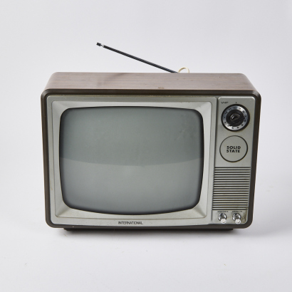 A Retro Solid State CRT Television