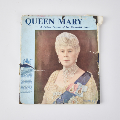 Queen Mary A Picture Of Her Wonderful Years