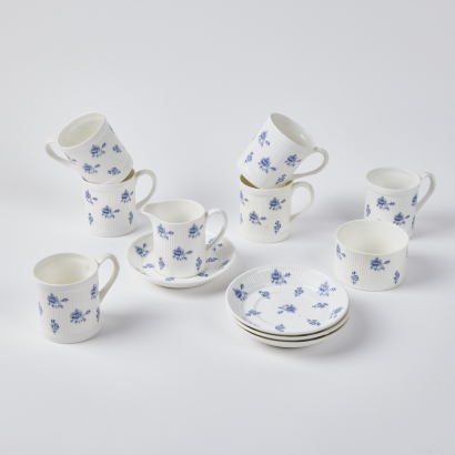 A Staffordshire England Tea Set