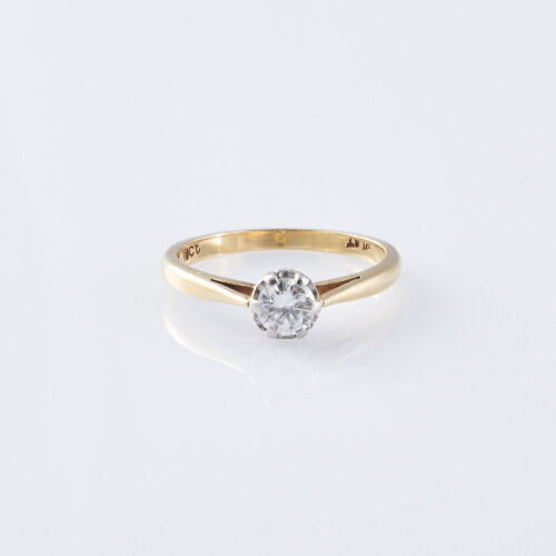 18ct Diamond Ring