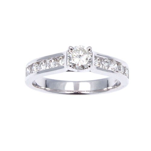 18ct White Gold Diamond Ring