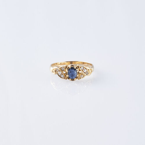 18ct Sapphire and Diamond Ring