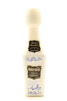 (1) Vandermint Minted Chocolate Liqueur, 26% ABV, 470ml