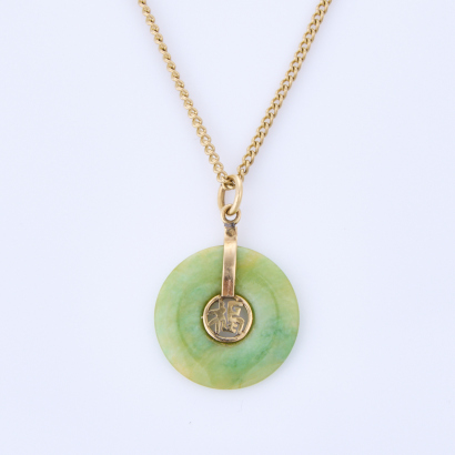 9ct Yellow Gold, Jade Pendant on 9ct Chain