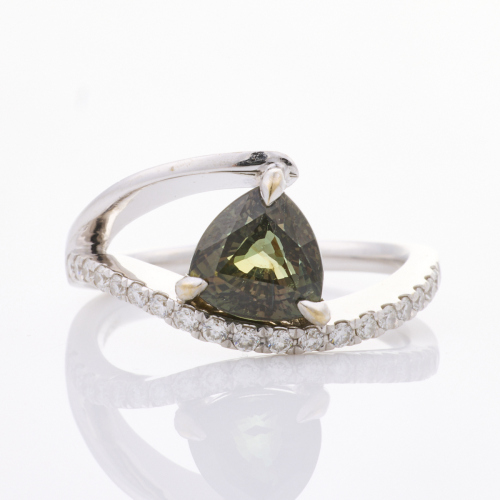 18ct White Gold, Rare, 3.07ct Alexandrite /.03ct Diamond Ring