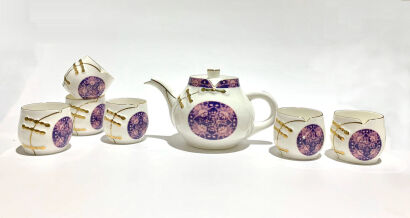 Chinese 7 Pieces Tea Set with box