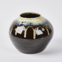 A Drip Glaze Round Pottery Vase