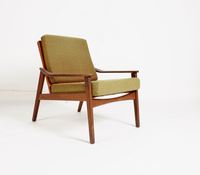 A Mid-Century Lounge Chair