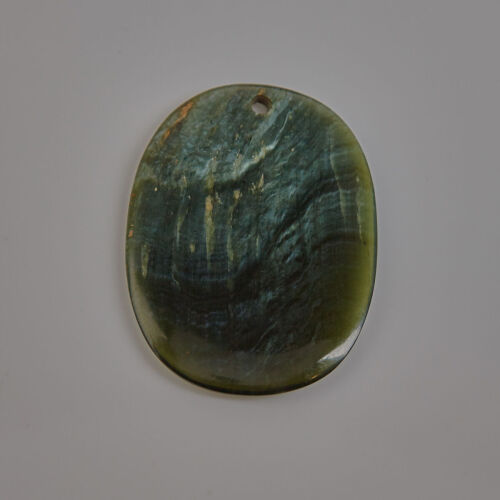 A Translucent Pounamu Pendant