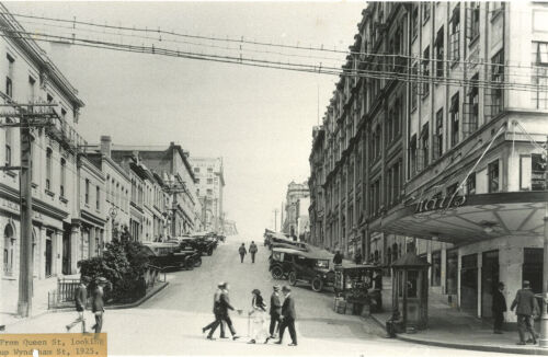 Associated Press Archival Photograph - From Queen St, Looking up Wyndham St, 1925