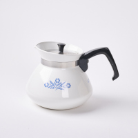 A Retro Corning Ware USA Enamel Coffee Pot