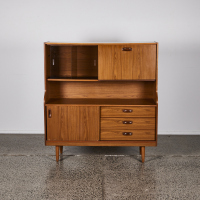 A Vintage British Made Schreiber Wall Unit