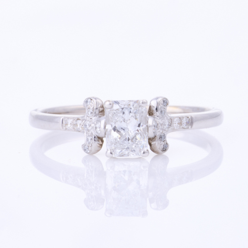 18ct White Gold, Modern, 'Dubai cut' .82ct Diamond Ring