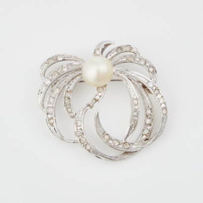 10ct White Gold, Vintage Pearl / .65ct Diamond Brooch