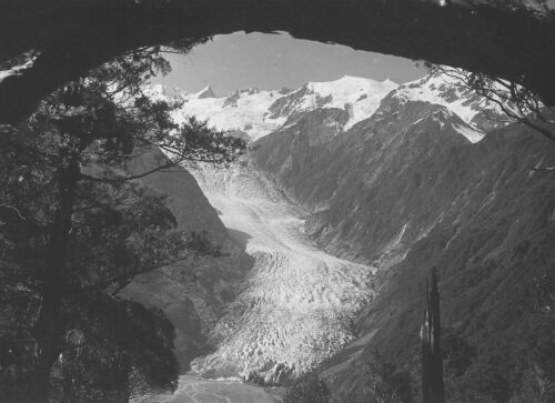 Early New Zealand Photography - Ralph Warburton